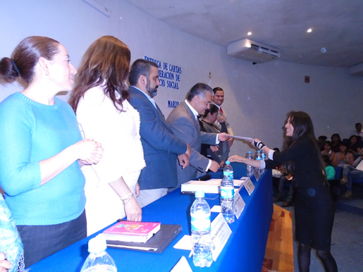 ENTREGA DE CARTAS DE TERMINACIÓN DE SERVICIO SOCIAL