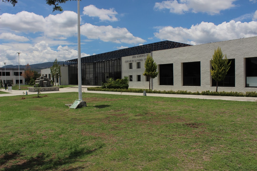 Área Académica de Ciencias de la Tierra y Materiales