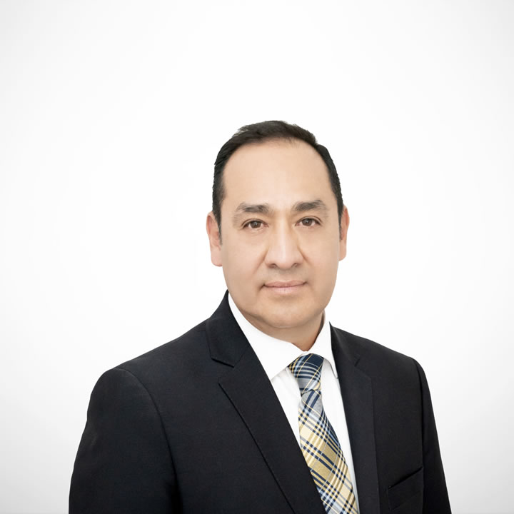 Dr. Roberto Estrada Bárcenas