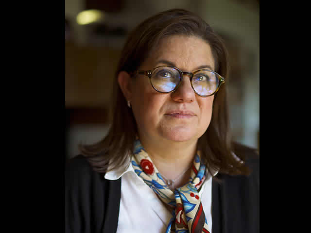 LAURIE ANN XIMÉNEZ FYVIE
