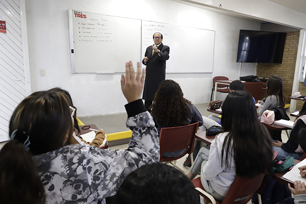 UAEH compromiso con la educación de calidad e innovación académica 2