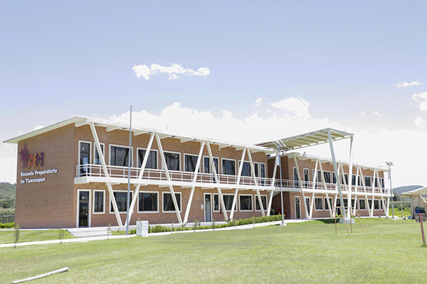 Prepa 6 a la vanguardia en tecnología para la seguridad de sus estudiantes 2