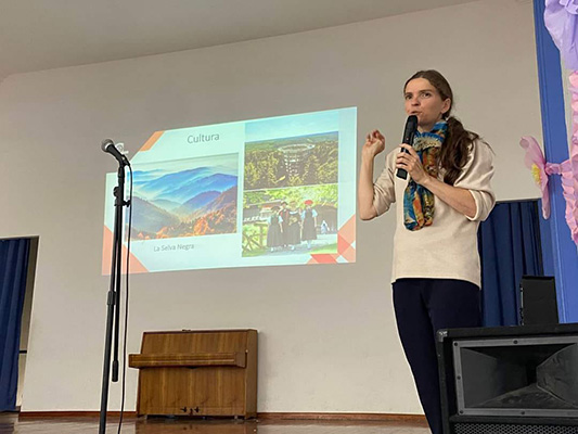 CeL y su compromiso con una educación lingüística sin fronteras 2