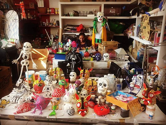 Taller de cartonería Ehecatl: soñar, crear y expresar 4