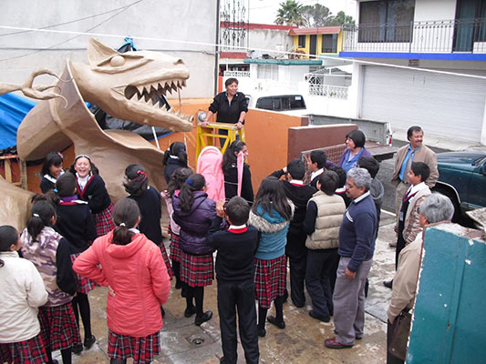 Taller de cartonería Ehecatl: soñar, crear y expresar G4