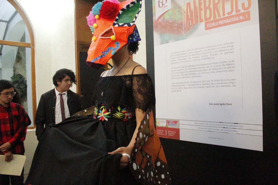 pasarela de 14 alebrijes 