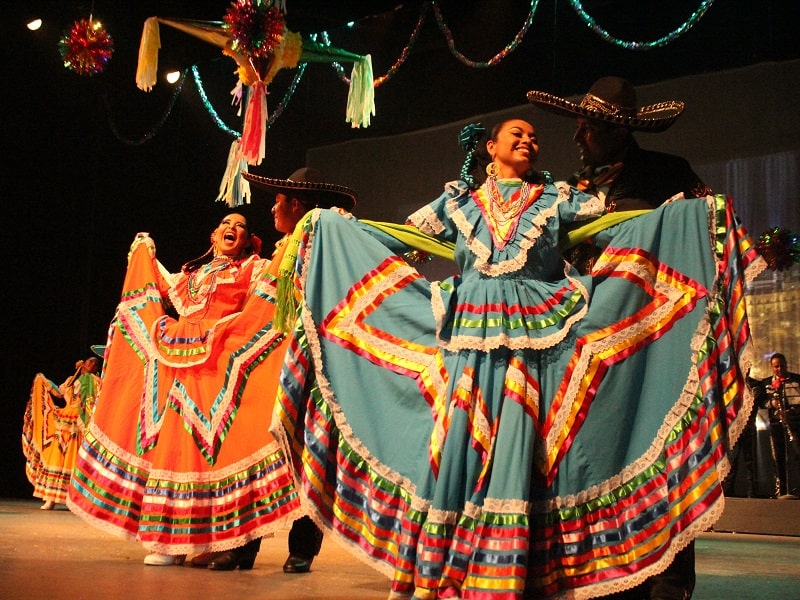 Danza y tradición en los 40 años de Oyohualli