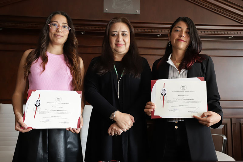 Con honores, egresan dos alumnas de Maestría en Ciencias de la Educación